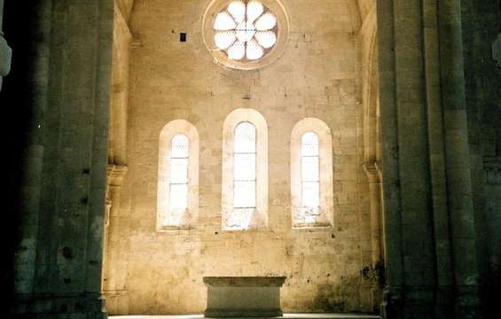 site-touristique-vinci-autoroutes-abbaye-silvacane